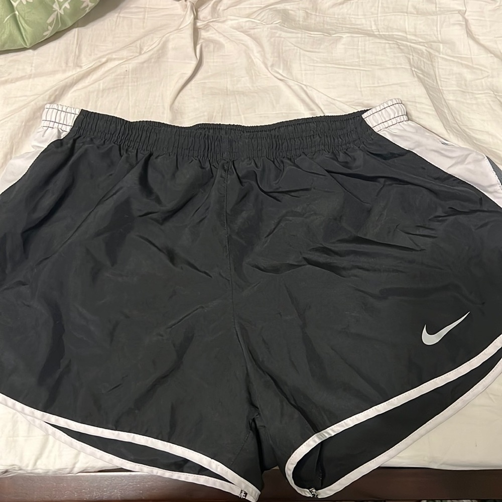 Nike running short
